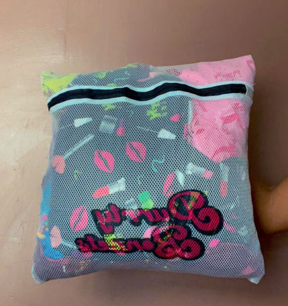Purrty Bonnet Wash Bag